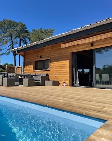 Maison En Bois Moderne Et Spacieuse Avec Piscine Villa Soustons Exterior photo